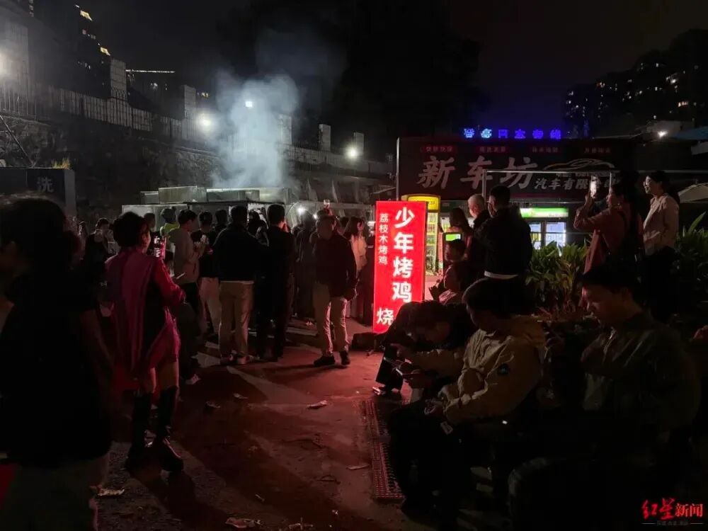 “烤鸡少年”陷“肉宝王”争议！食品添加剂真的是健康杀手吗？