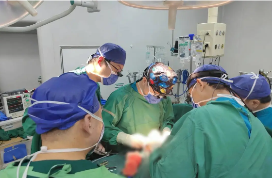 黄骅“心”突破：家门口的北京专家手术！黄骅市人民医院完成区域首例高难度冠脉搭桥术