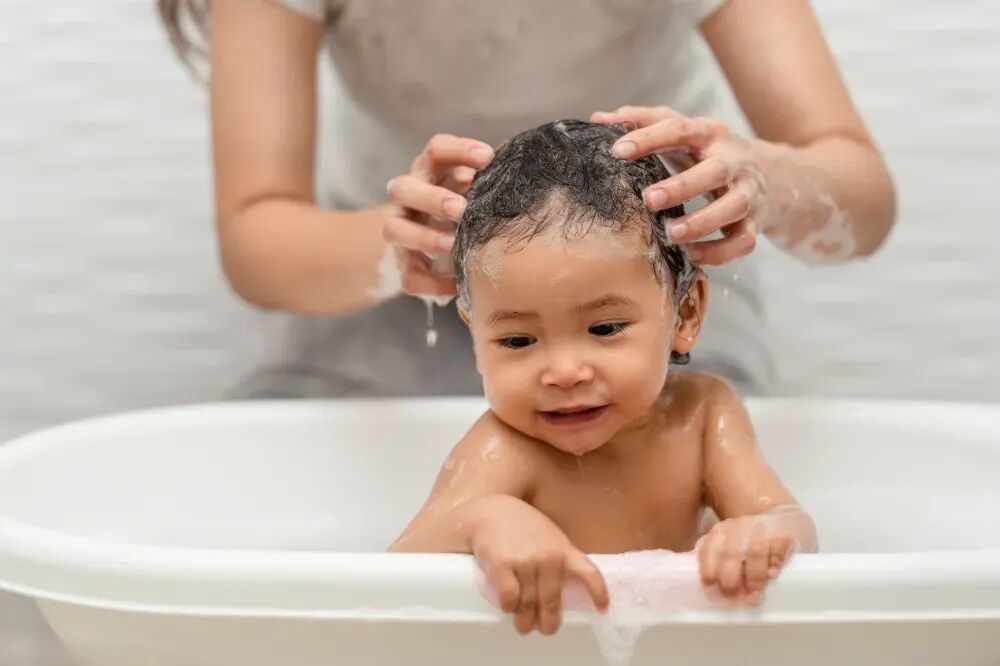 13岁男孩泡澡20分钟突发脑出血！这些禁忌千万别忽视