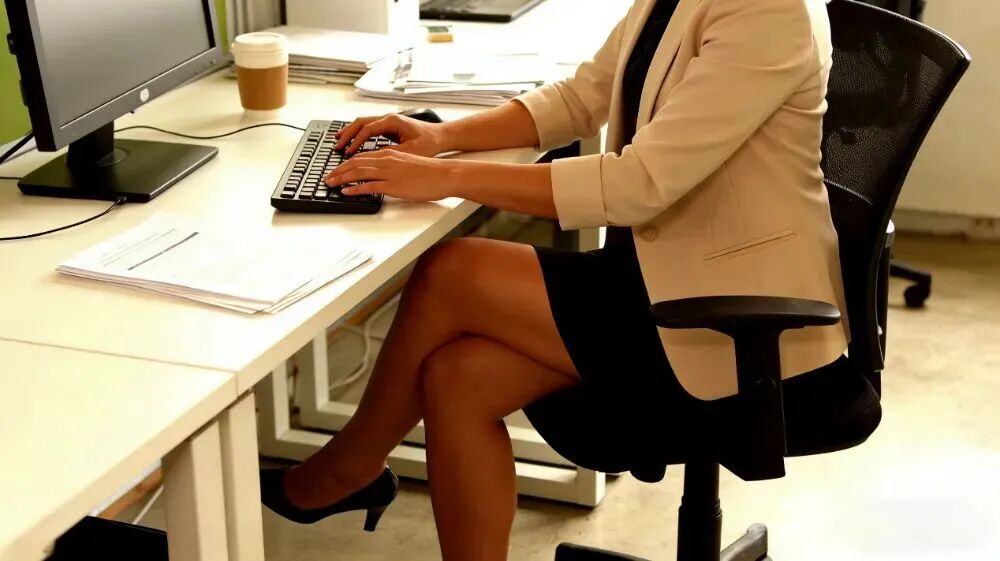 这个动作少做为宜，你的脊椎最讨厌它……